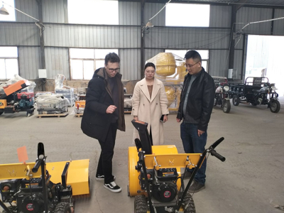 Parceria Frosty: Kereide assina acordo para fornecer 400 varredores de neve a fornecedor municipal russo